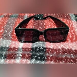 Stylish Black Square Sunglasses